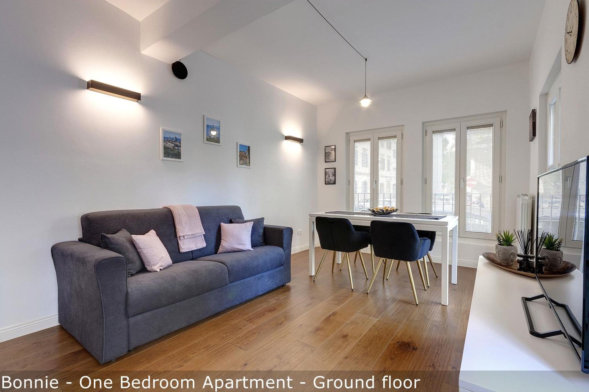 Bonnie - Clyde - Marvin Apartments By Mamo Florence Exterior photo
