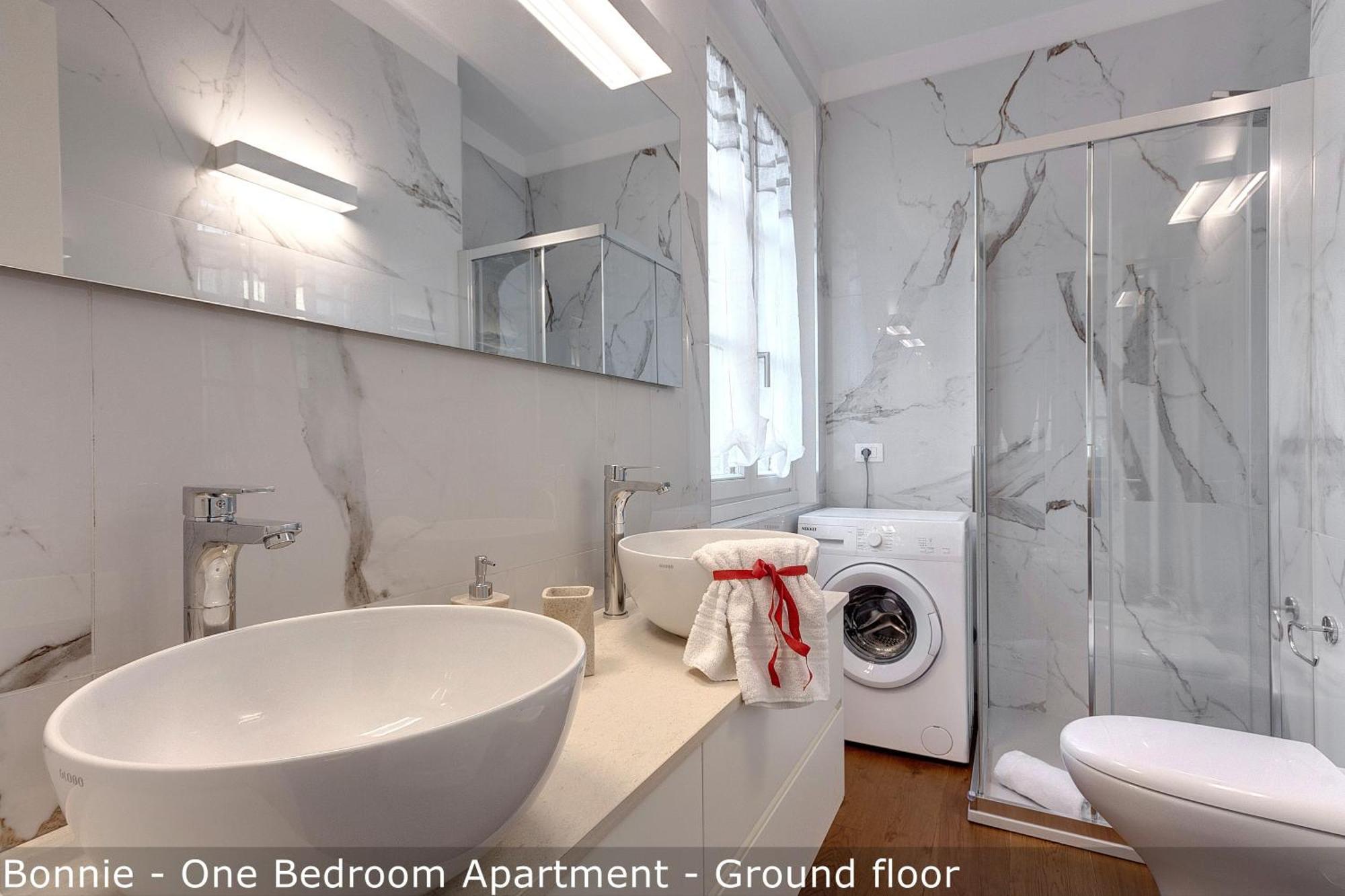 Bonnie - Clyde - Marvin Apartments By Mamo Florence Room photo