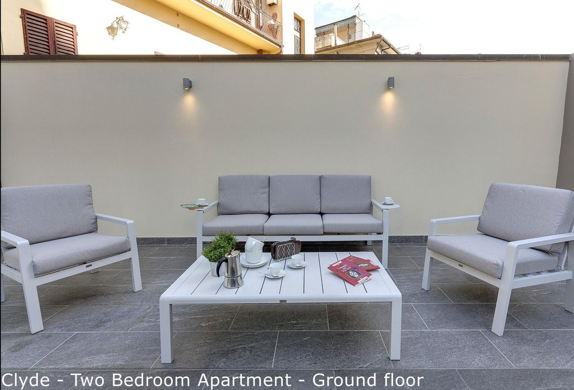 Bonnie - Clyde - Marvin Apartments By Mamo Florence Exterior photo